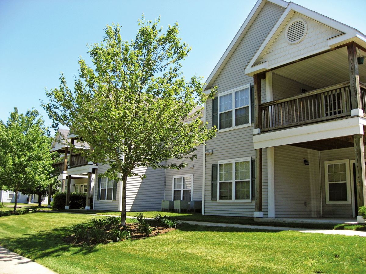 Riverwalk on the Hudson Apartments Cohoes, NY Rentable