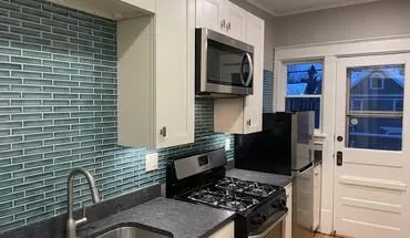 4 of 15 Renovated Apartment - Top Floor with private balcony Apartment for rent in St Paul, MN