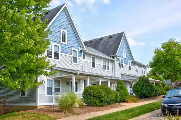 Covenanter Hill Neighborhood District Apartment for rent in Bloomington, IN Covenanter Hill Neighborhood District Apartment for rent in Bloomington, IN