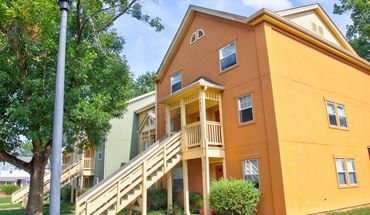 Covenanter Hill Neighborhood District Apartment for rent in Bloomington, IN