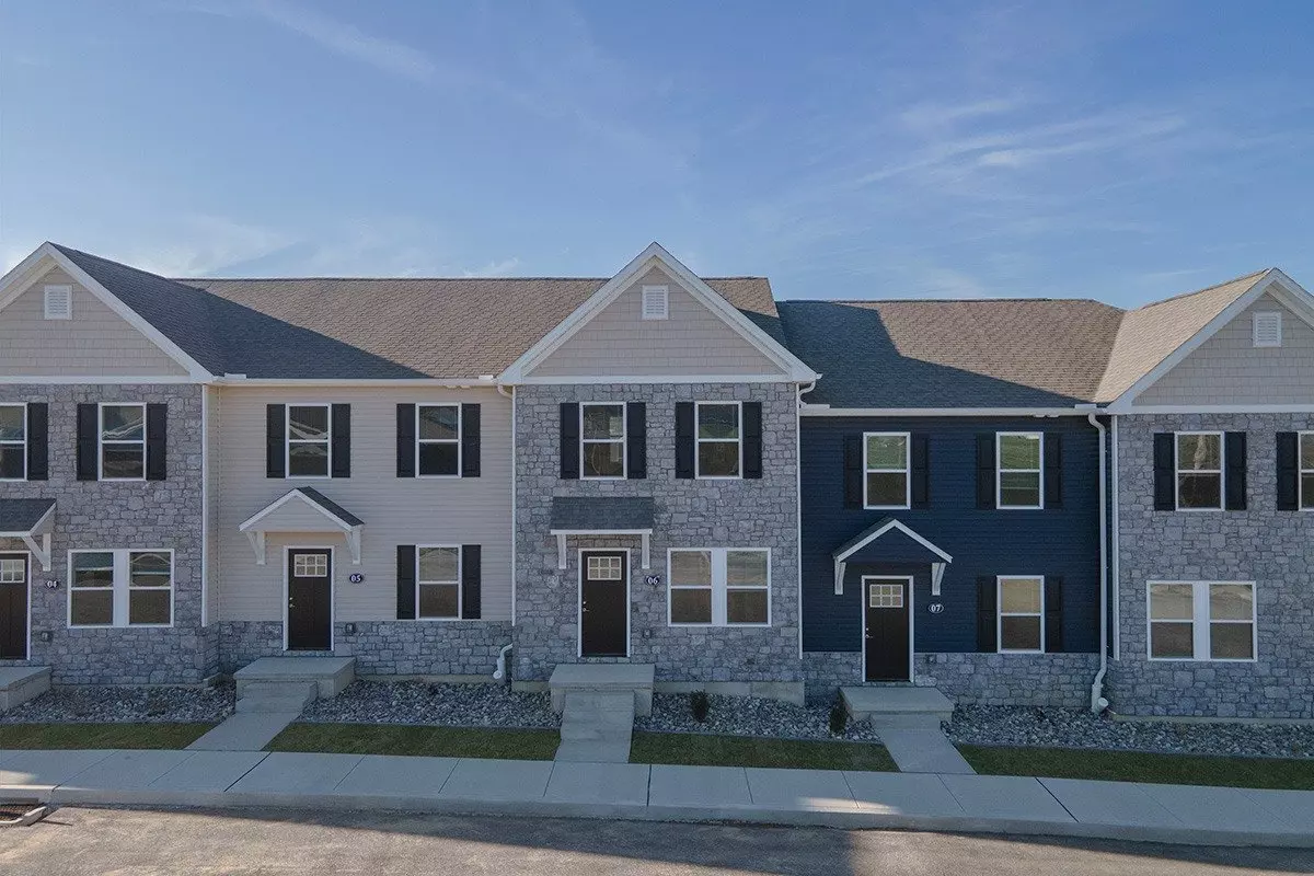 Avery Square Apartment for rent in Manheim, PA