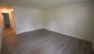 2 of 13 10-12 Lamplite Ct Apartment for rent in Greenfield, IN