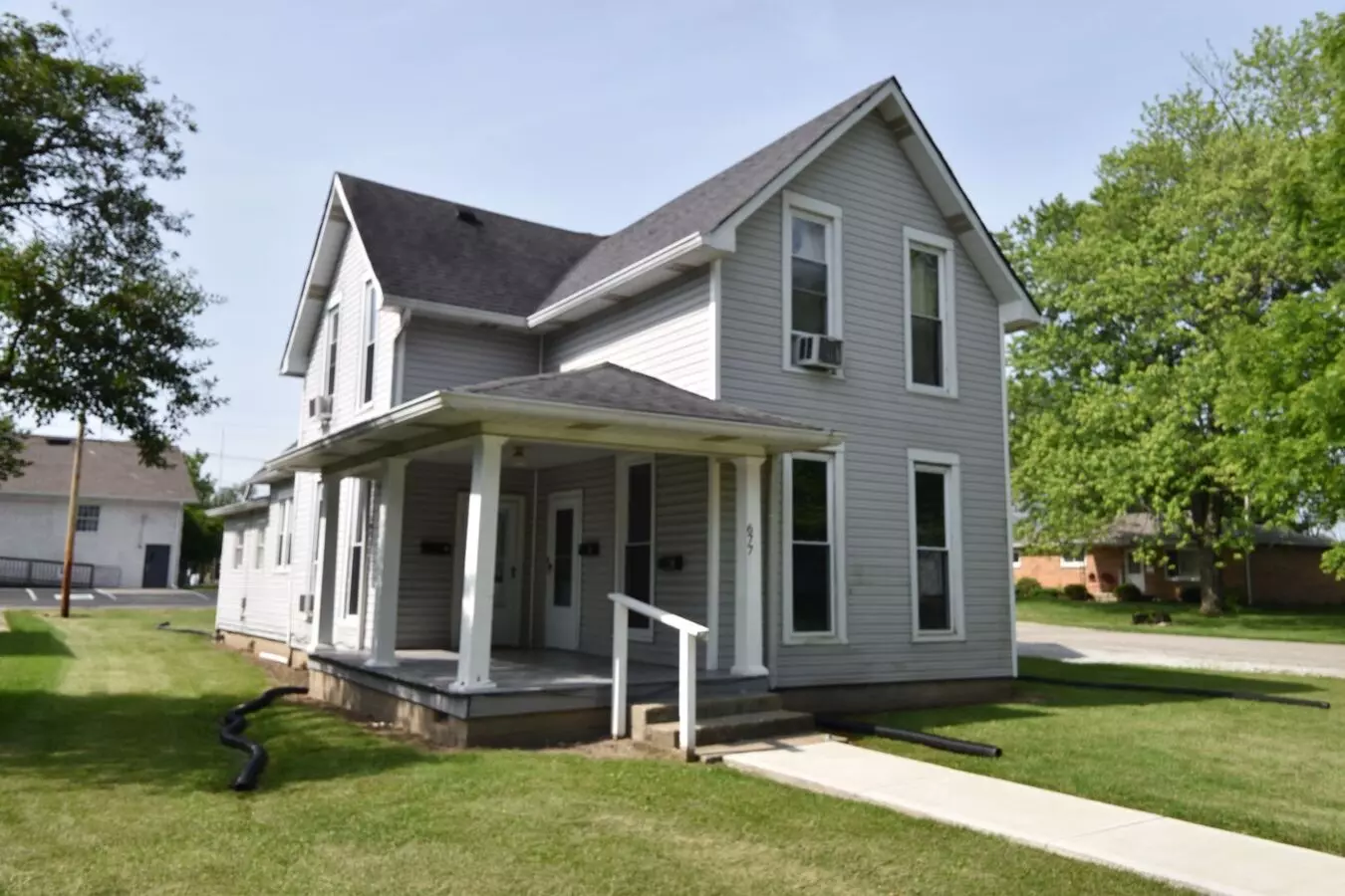 One Bedroom Unit In Greenfield With Most Utilities Included. Apartment for rent in Greenfield, IN