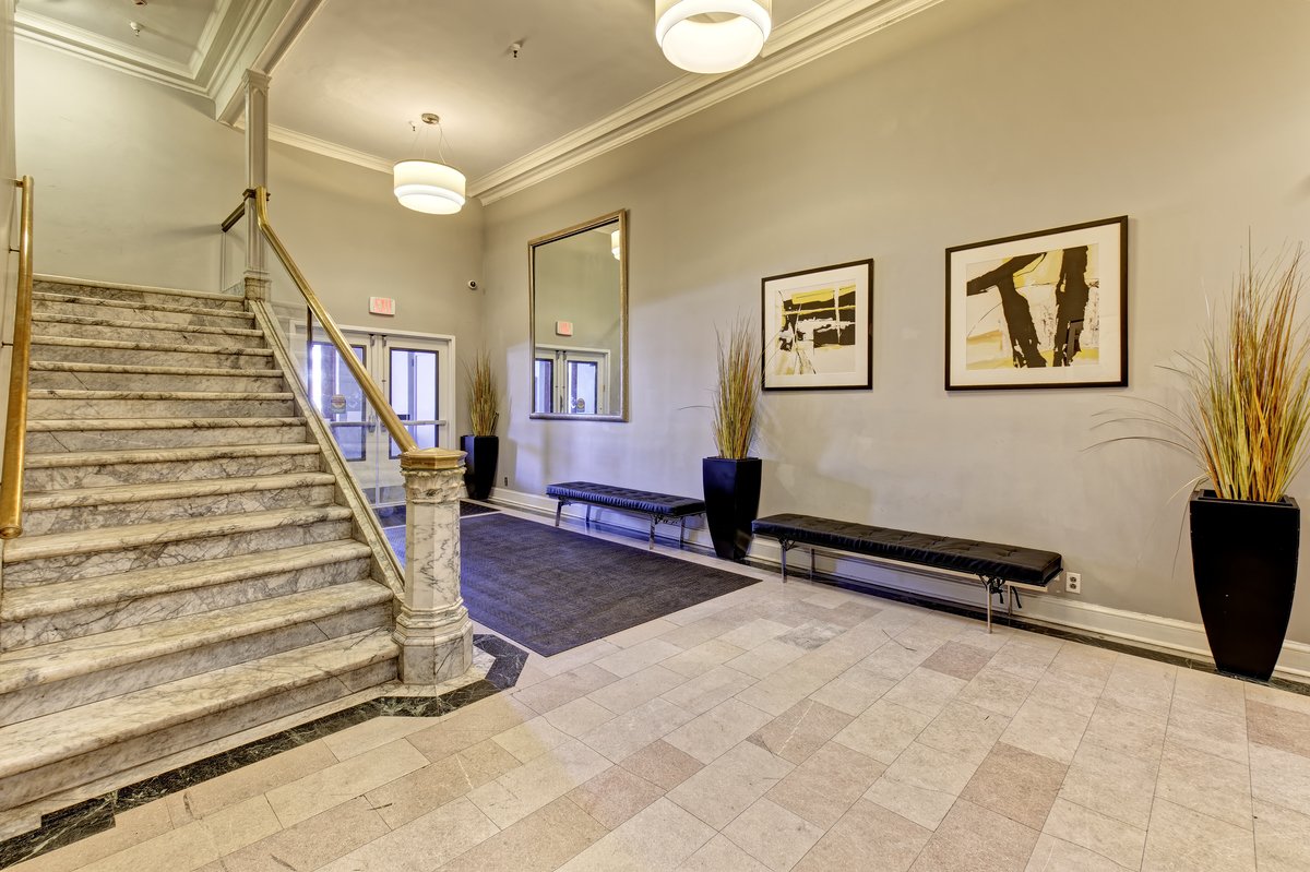 179 Allyn Apartments Hartford, CT