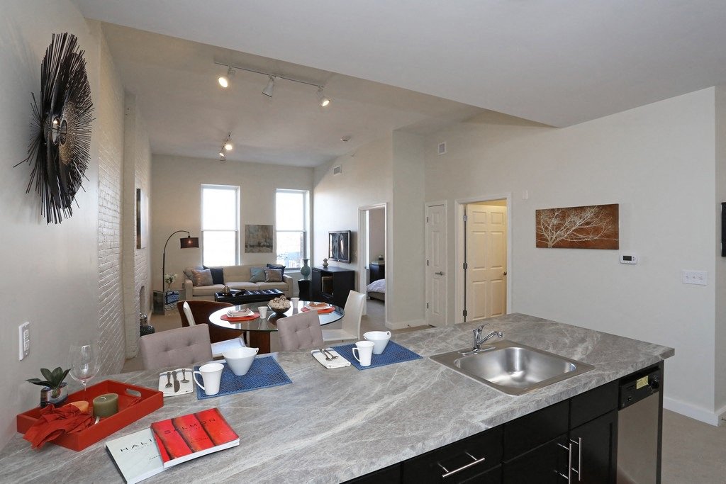 179 Allyn Apartments 179 Allyn St Hartford, CT Rentable