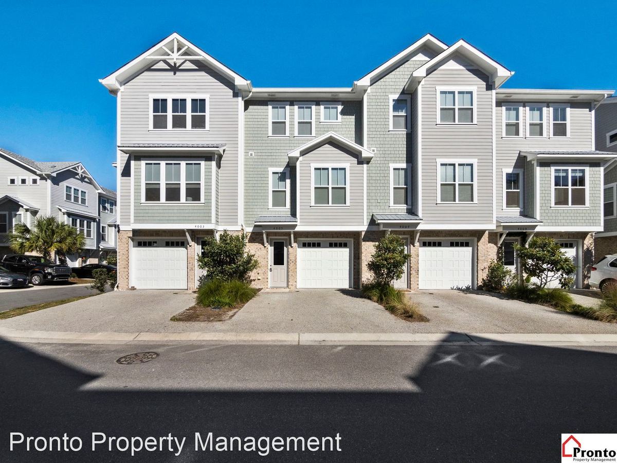 4005 Tamarisk Ln Wilmington, NC House for Rent