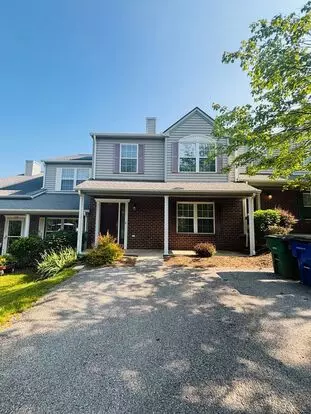 3 Bedroom 2.5 Half Bath Townhouse Apartment for rent in Christiansburg, VA 3 Bedroom 2.5 Half Bath Townhouse Apartment for rent in Christiansburg, VA