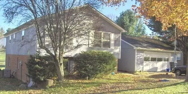 5 Bedroom, 3 Bath House With A 2-car Garage Apartment for rent in Blacksburg, VA