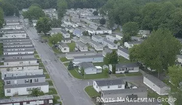 2 of 5 2088 E Empire Rd #124 Apartment for rent in Benton Harbor, MI
