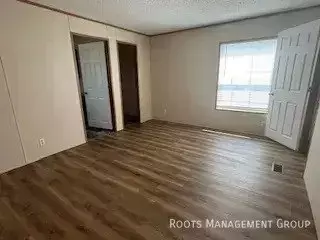2331 Cascade Apartment for rent in Flint, MI