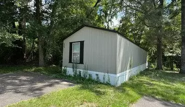 2 of 31 Eagles MHP Apartment for rent in Dublin, GA