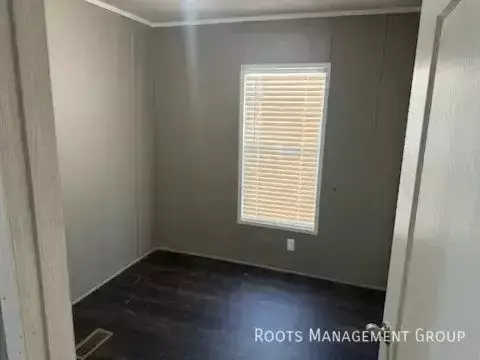 4842 S Topeka Blvd Lot 4 Apartment for rent in Topeka, KS