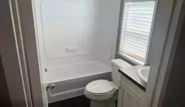 5 of 20 4842 S Topeka Blvd Lot 4 Apartment for rent in Topeka, KS