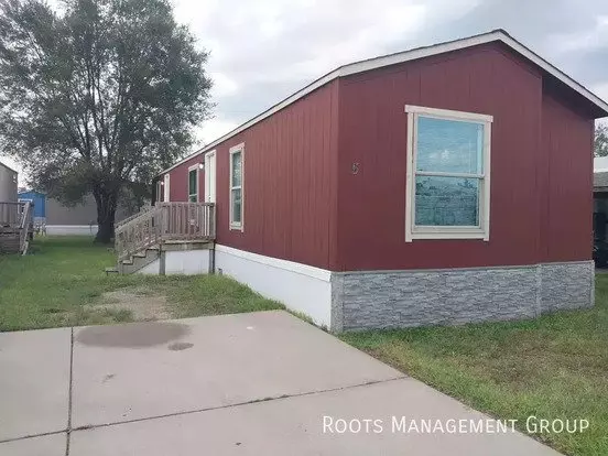 1909 S Anna St #82 Apartment for rent in Wichita, KS