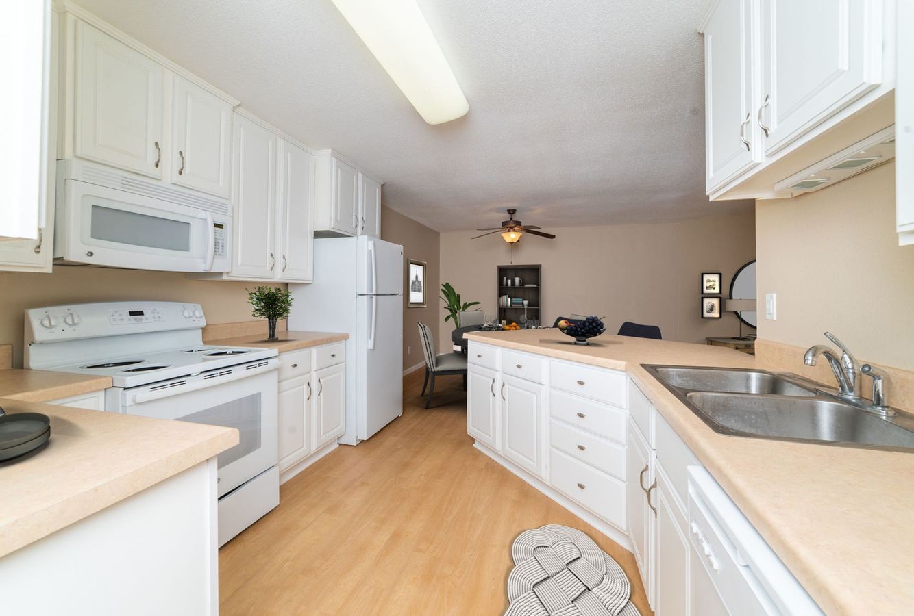 Victoria Place Apartments 2250 Victoria St Roseville, MN