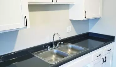 4 of 10 Open Concept 2 Bedroom With Pool And Courtyard View Apartment for rent in Sacramento, CA