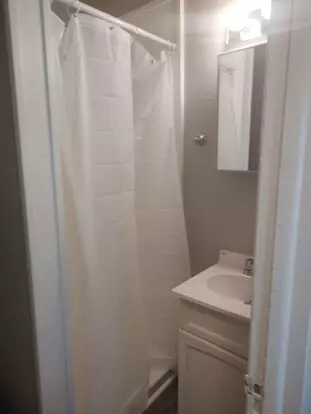 1206 S Madison St Apartment for rent in Bloomington, IN