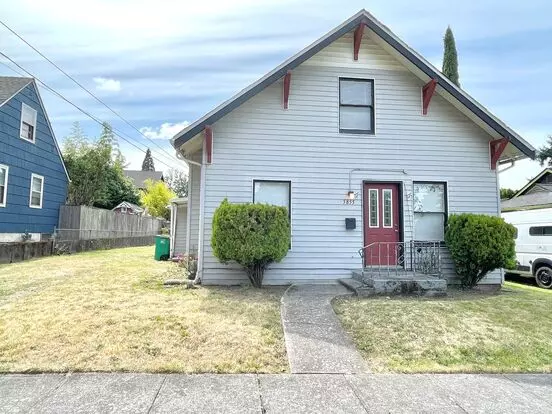 Vernon Neighborhood Cape Cod Style 3 Bedroom Home Across From Alberta Park Apartment for rent in Portland, OR