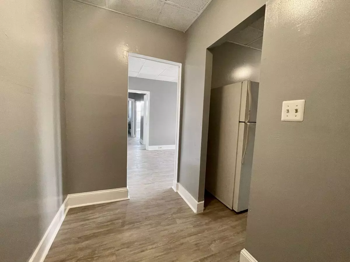 27 E 7th St Apartment for rent in Chester, PA