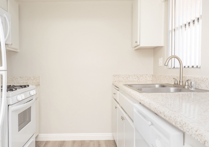 Stonewood Apartments 4620 Van Buren Blvd Riverside, CA