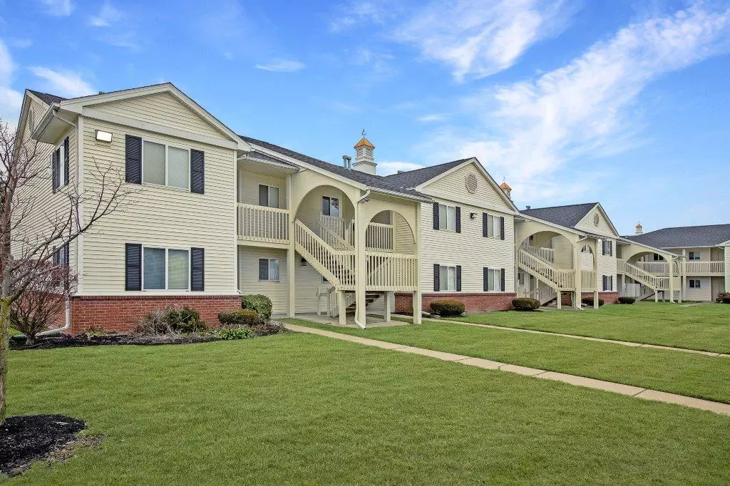 Steeplechase Apartments And Townhomes Apartment for rent in Toledo, OH