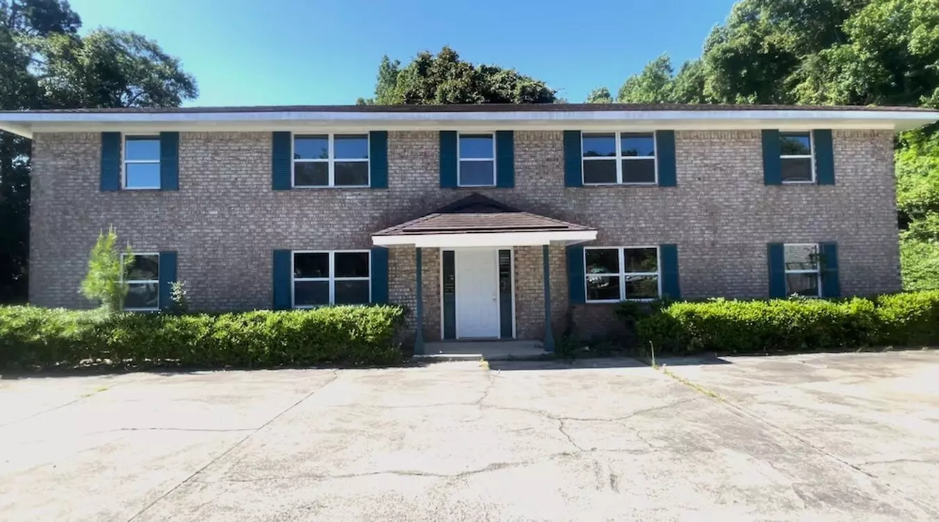 108 Woodhouse Ln Apartment for rent in Savannah, GA