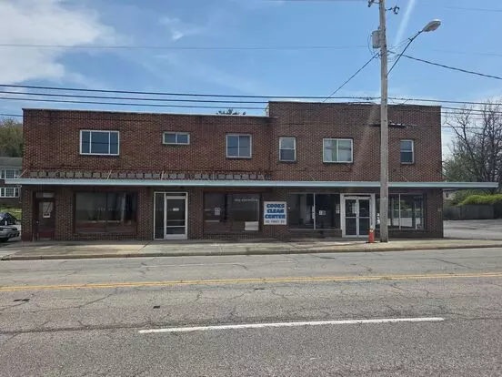 Cooks Building Apartment for rent in Christiansburg, VA