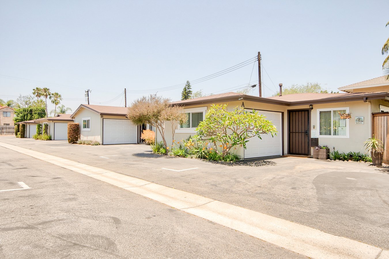 Canyon Cottages Apartments Costa Mesa, CA Rentable