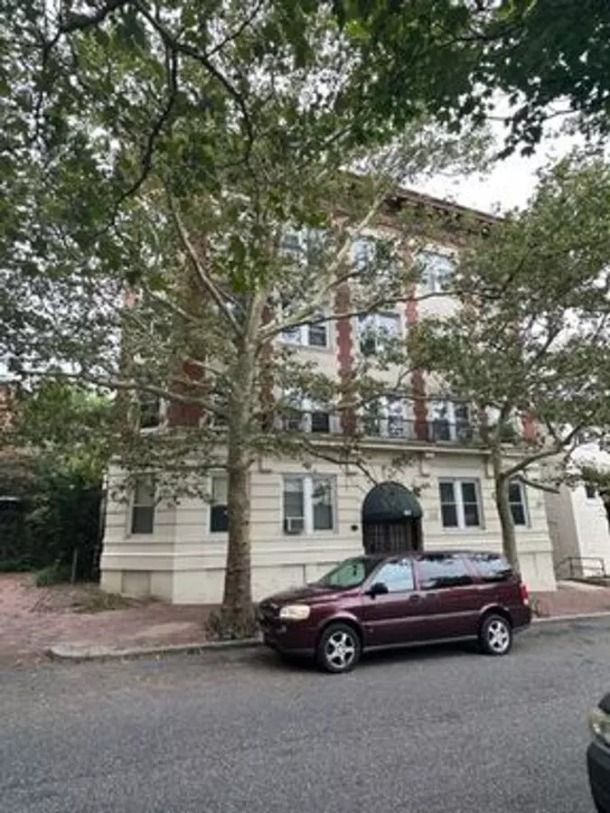 66 Mattoon St Apartment for rent in Springfield, MA