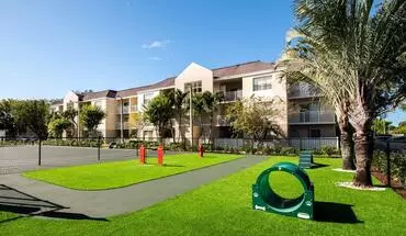4 of 24 Legacy Palm Gardens Apartment for rent in Miami, FL