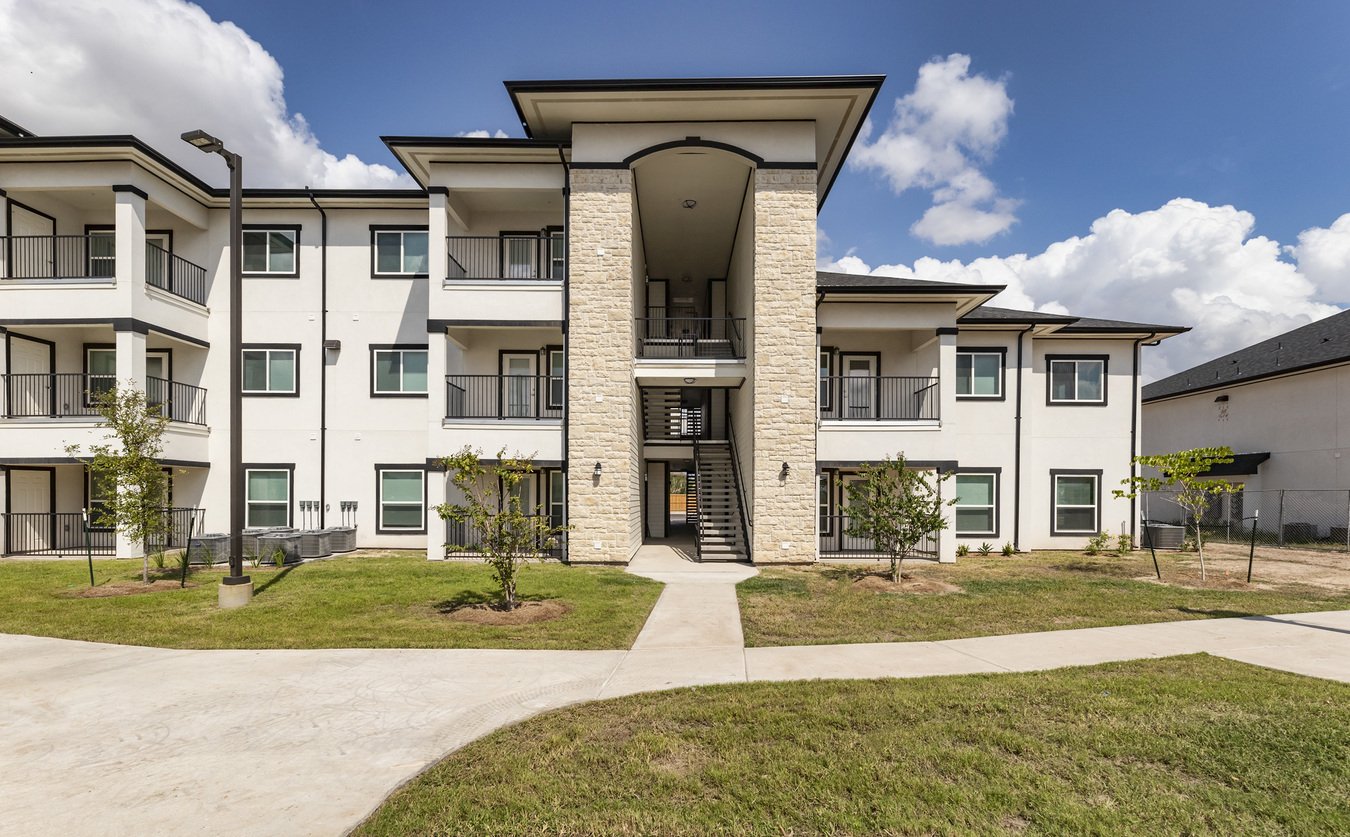 La Sienna Apartments 3800 La Sienna Pkwy Edinburg, TX