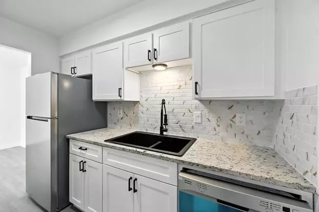 South Crest Apartments: Updated Dallas Apartments In Quiet Area! Apartment for rent in Dallas, TX