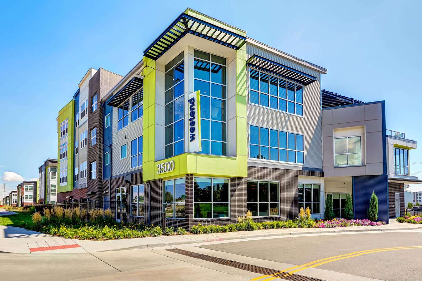 Westend Apartments 3500 Rockmont Dr Denver, CO Rentable