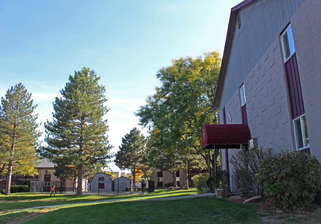 Cedar Gardens Apartments Lakewood, CO