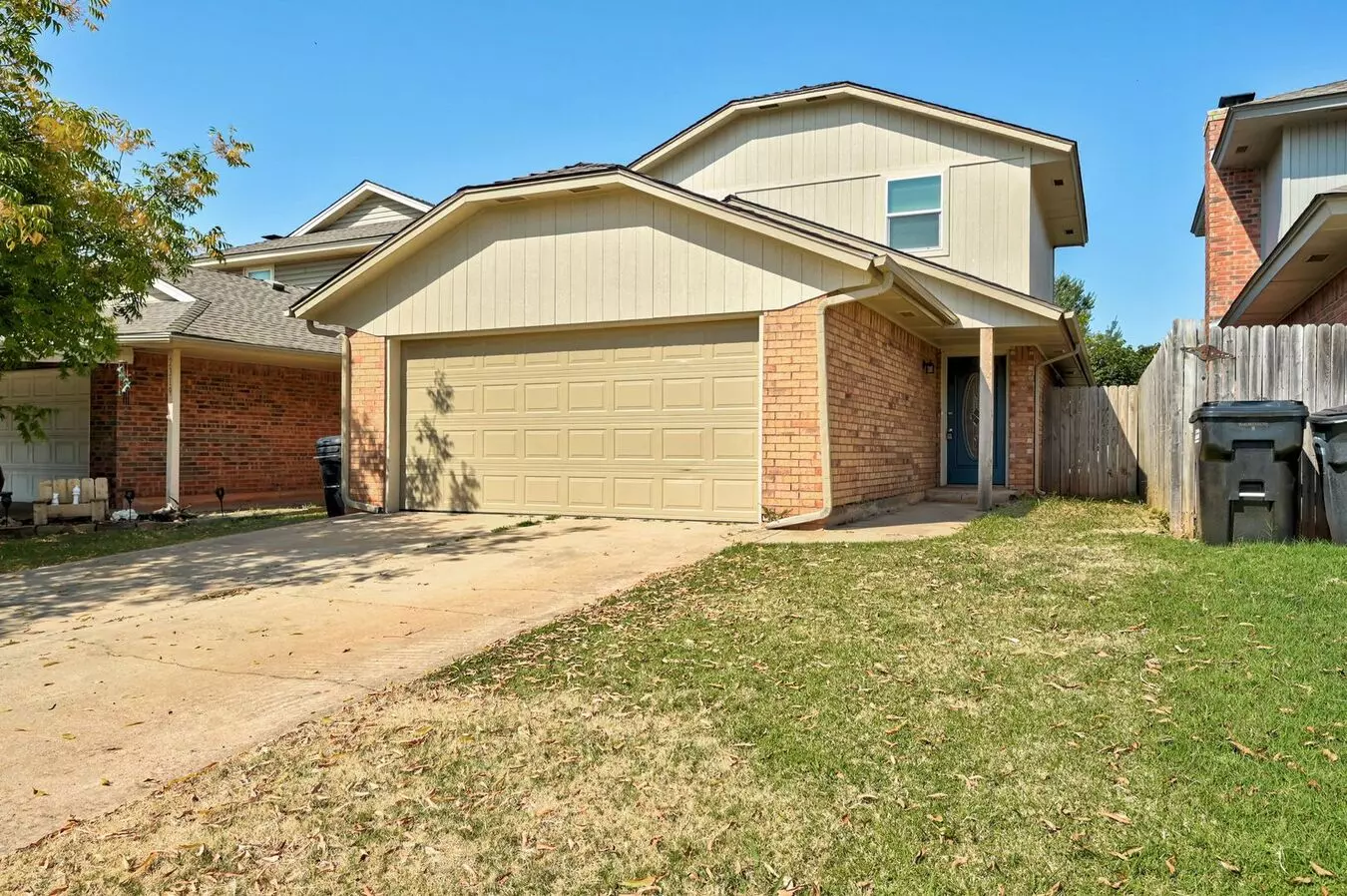 Beautiful 3 Bed 2 Bath In The Heart Of Moore! House for rent in Moore, OK
