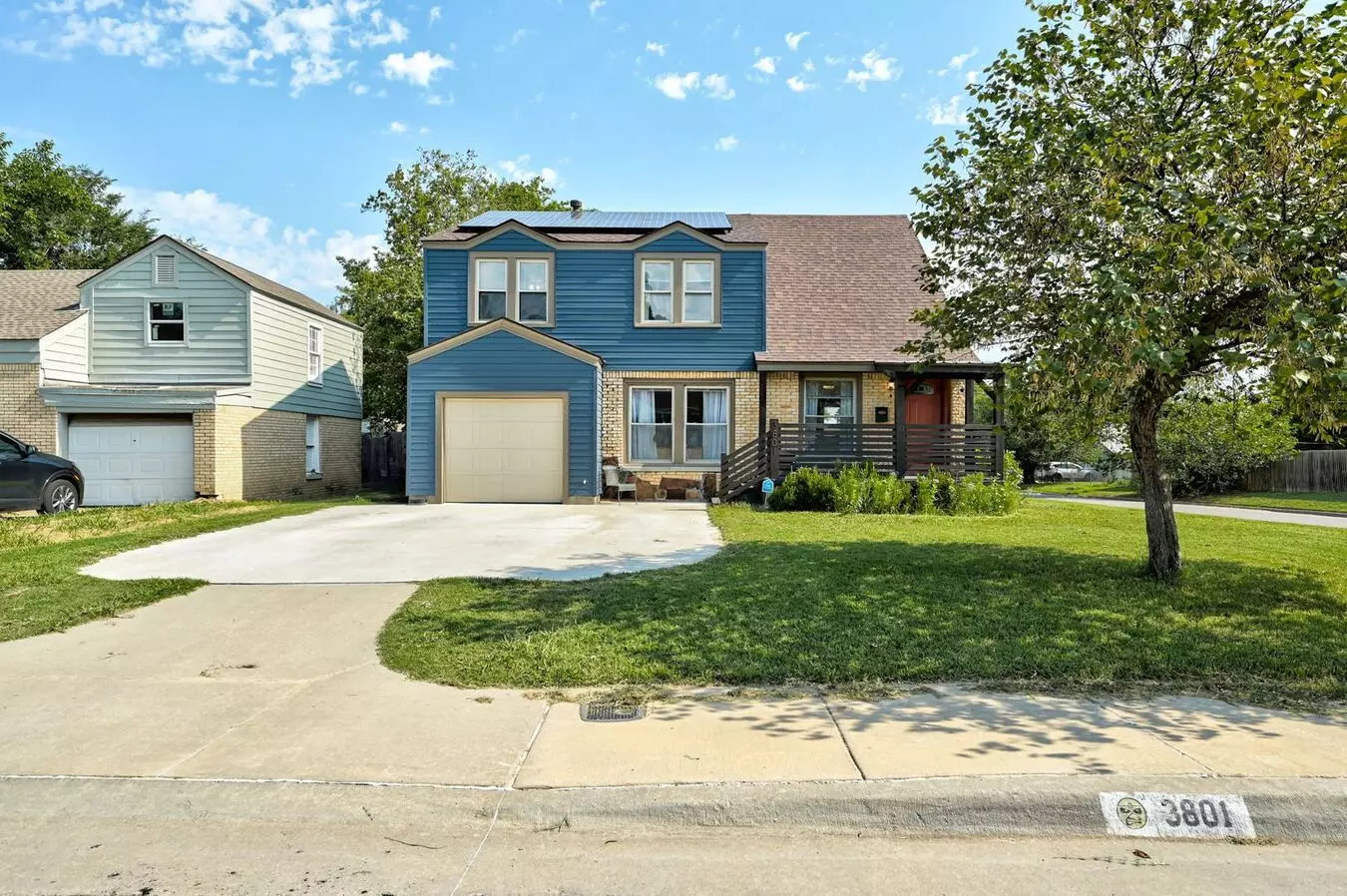 Gorgeous 3bd/2bth Home Minutes From Lake Hefner Parkway And The Plaza District! House for rent in Oklahoma City, OK