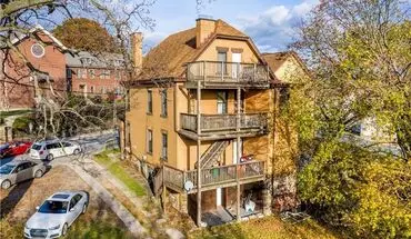 2 of 18 2622 Churchview Ave Apt 1 Apartment for rent in Pittsburgh, PA