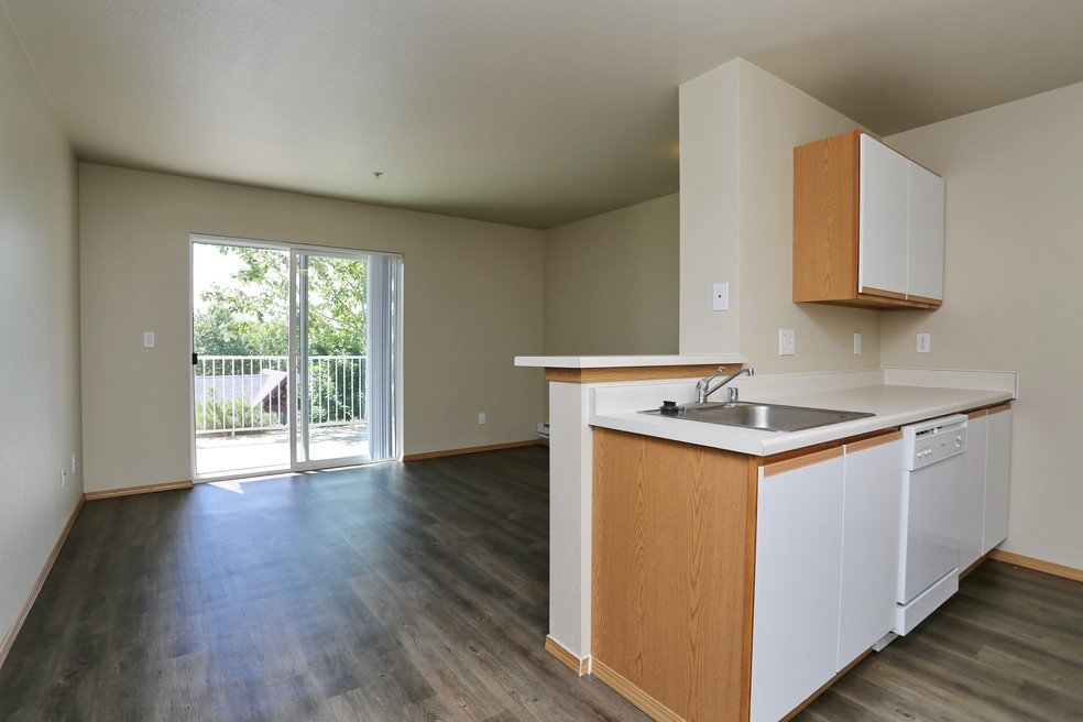 Birch Hills Apartments 2200 NE Westwood Dr Pullman, WA