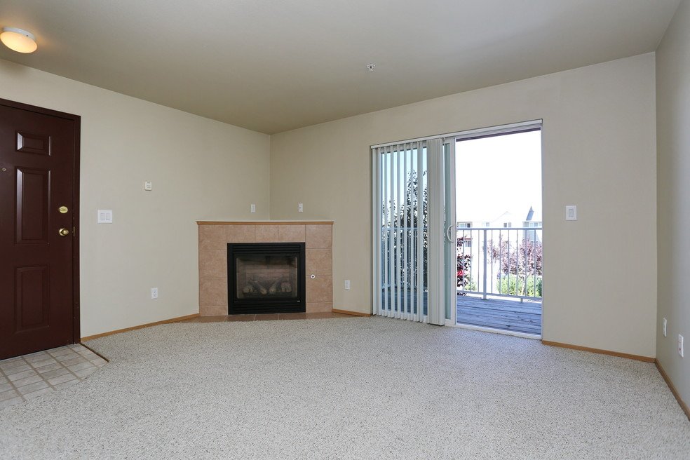 Churchill Downs Apartments 1365 Brandi Way Pullman, WA