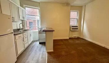 4 of 12 Summerlea Apartment for rent in Pittsburgh, PA
