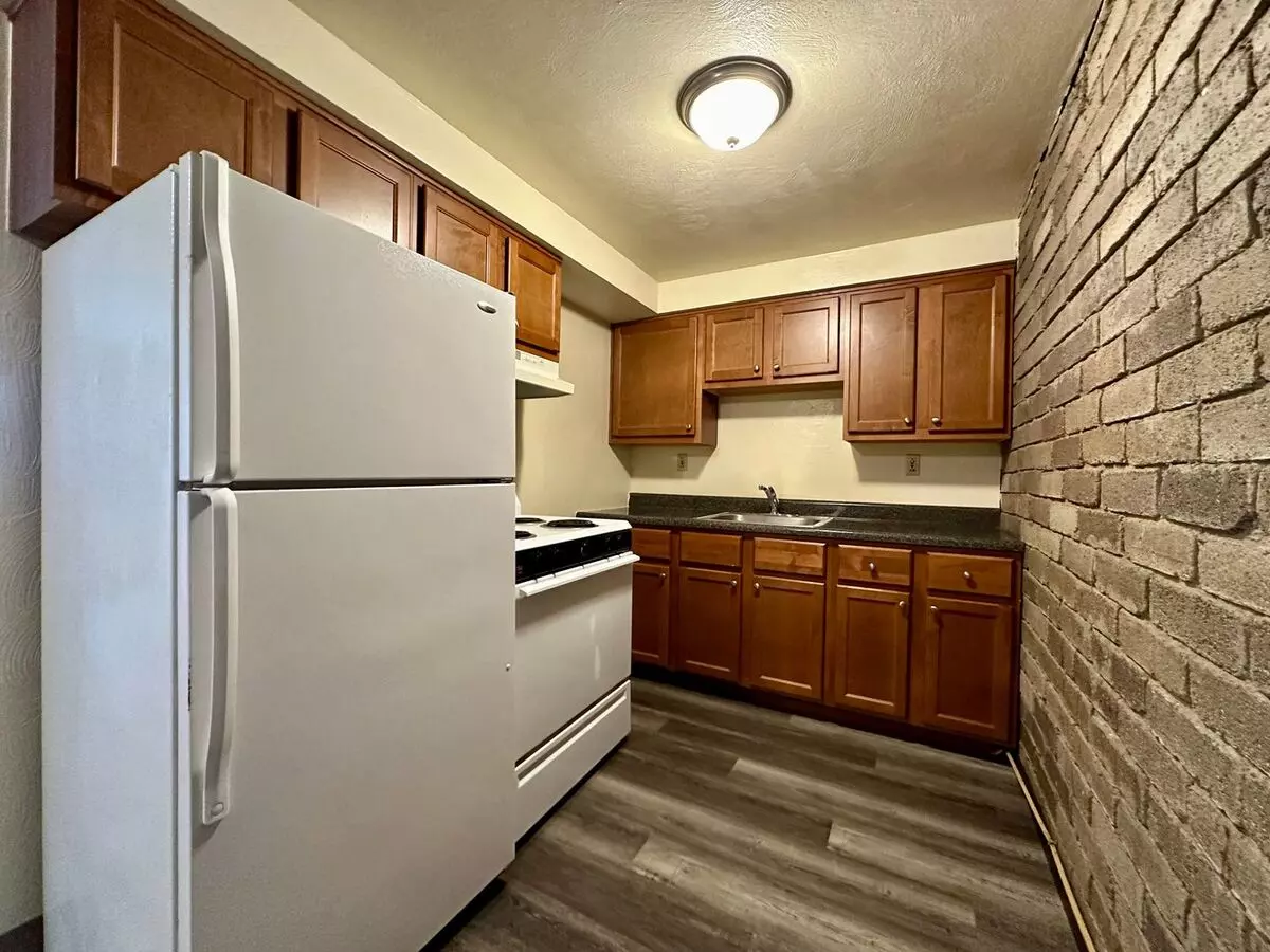 Awesome One Bedroom Apartment! Exposed Brick And Air Conditioning! Call Today! Apartment for rent in New Kensington, PA