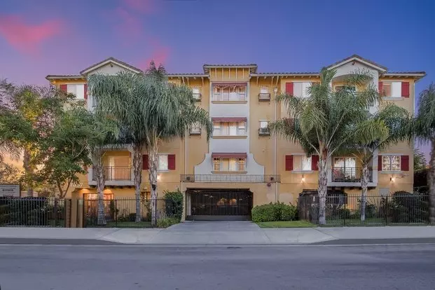 Astoria Mountain View Apartment for rent in Sylmar, CA