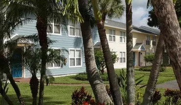 4 of 18 Cypress West Apartment for rent in Fort Myers, FL