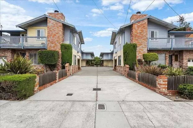 3225 Briggs Ave #f - 2 Bedroom / 2 Bathroom Apartment for rent in Alameda, CA