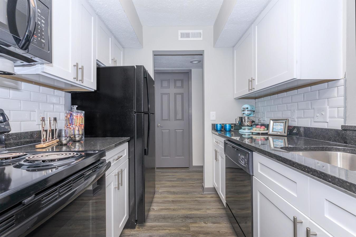 Runaway Bay Apartments 1480 Runaway Bay Drive Columbus, OH