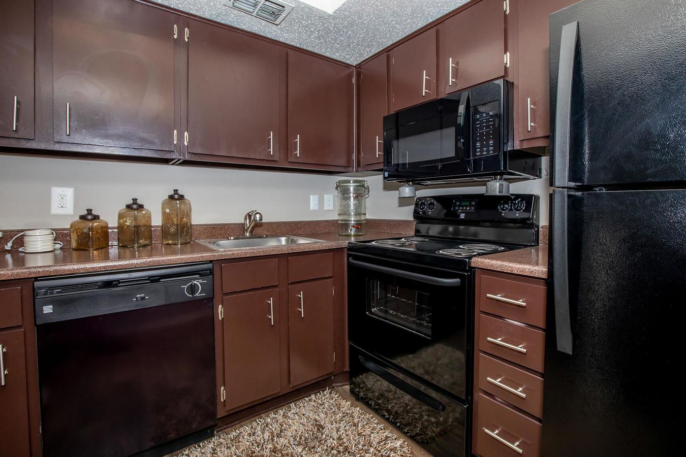 Hampton Greens Apartments Dallas, TX Rentable