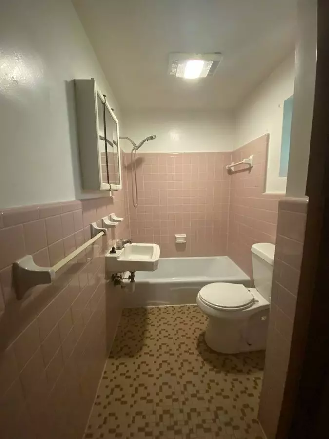 317 Springtree Rd Apartment for rent in Athens, GA