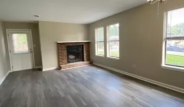 3 of 9 105 Howell Way Apartment for rent in Athens, GA