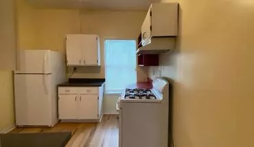 3 of 14 2 Bedroom House With Fenced Backyard Near Downtown Athens - August 2025 House for rent in Athens, GA
