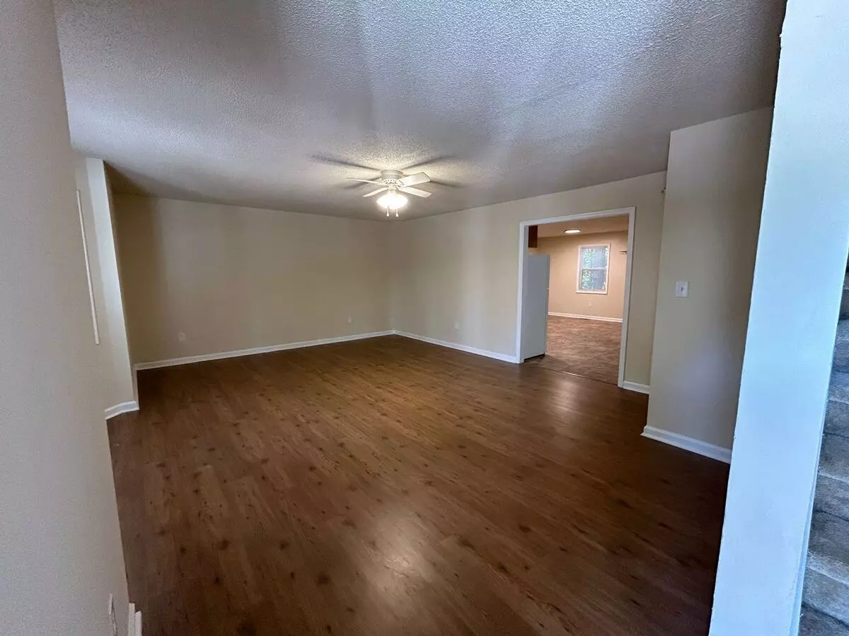 1804/1806 Cedar Shoals Dr Apartment for rent in Athens, GA